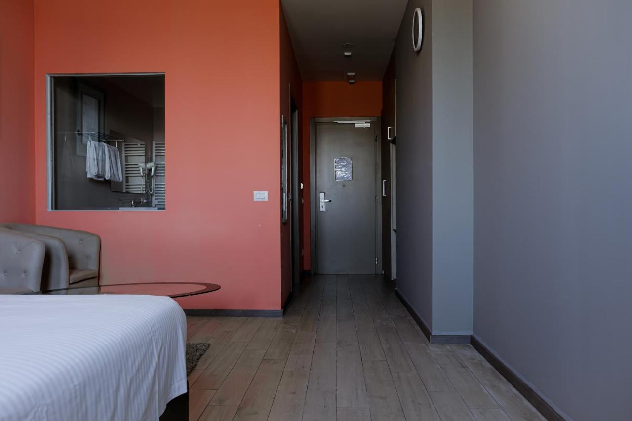 Queen Hotel Sesto San Giovanni Exteriör bild